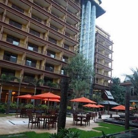 Ramada Plaza Xishuangbanna Hotel Eksteriør billede