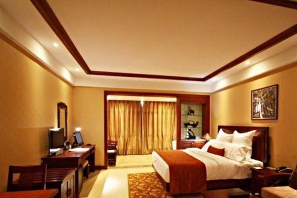 Ramada Plaza Xishuangbanna Hotel Eksteriør billede